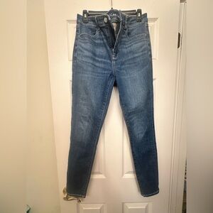 American Eagle Outfitters High Rise Blue Jeans